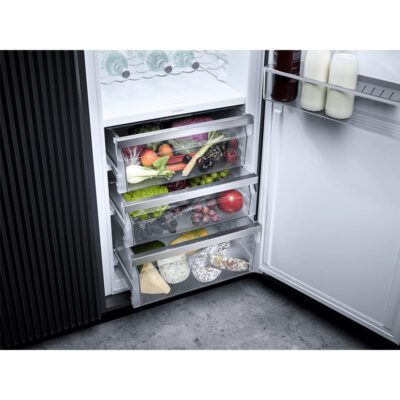 réfrigérateur encastrable pour un stockage professionnel, grâce à perfectfresh pro et dynacool. k 7747 c 125 gala ed