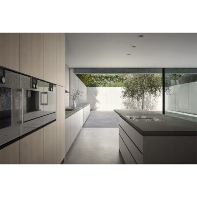 série 200 table de cuisson flex induction avec système de ventilation intégré 80 cm gaggenau cv282101